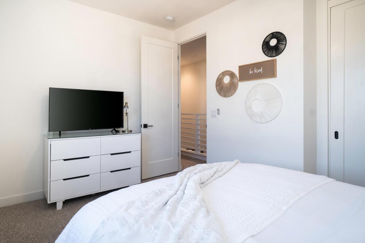 Enjoy A Stay @ Casa De Fore!Play! New Townhome! لا كينتا المظهر الخارجي الصورة
